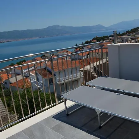 Appartement Vida Mit Pool