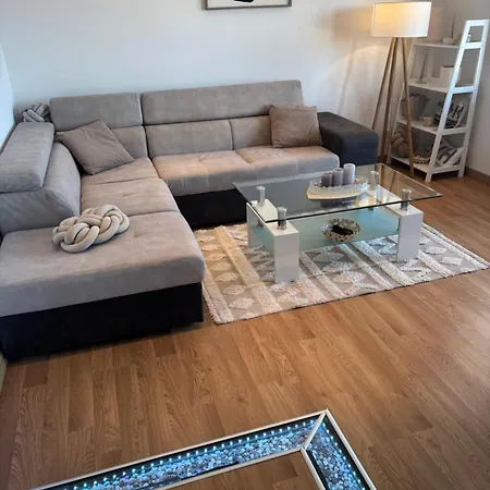 Apartment Vida Mit Pool *