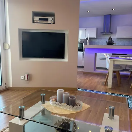 Apartment Vida Mit Pool